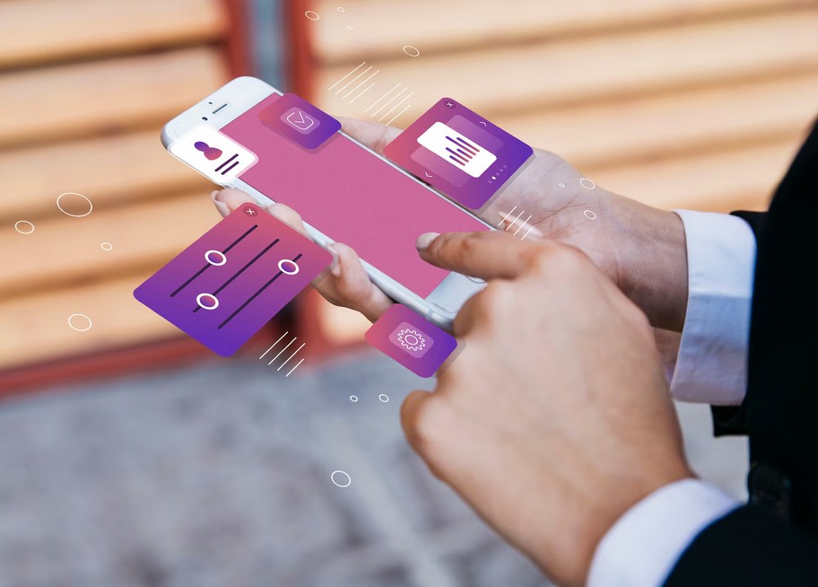 Transcreation vs. Translation: The Ultimate Guide for Fintech Marketing. man using virtyal paying tool on his smartphone