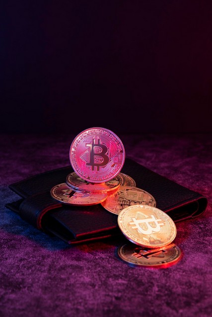 One Wrong Word: The Peril of Amateur Crypto Translation. iamge showing a bitcoin