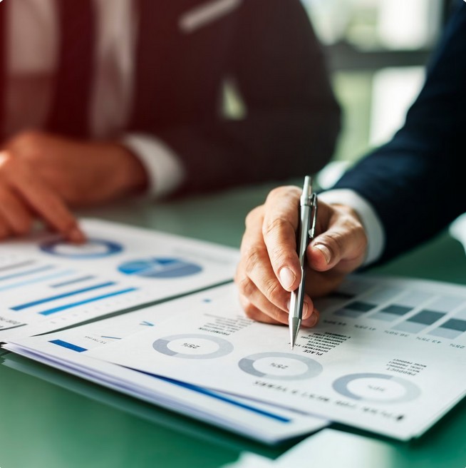 Maximize ROI: How to Request a Life Science Translation Quote That Delivers. a peroson checking data on a tablet