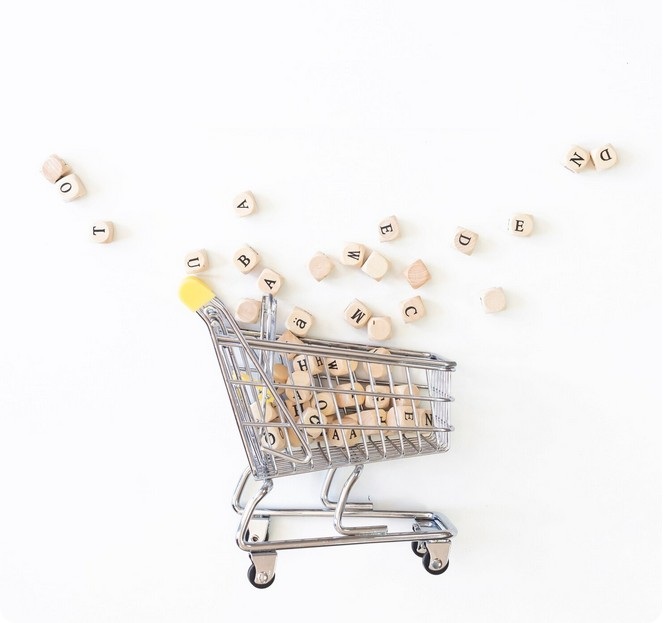 Multilingual SEO for Retail: Your Ultimate Global Blueprint. conceptual image of shopping cart