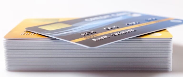 a phpto of credit cards