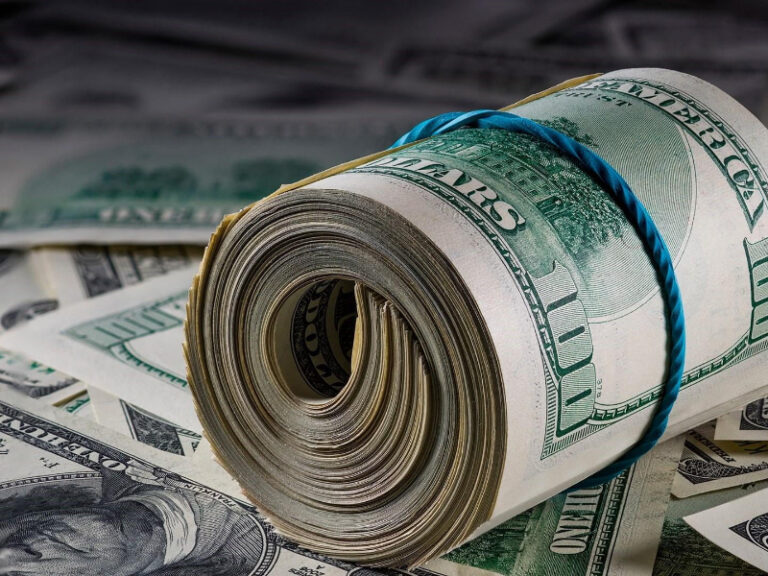 Image showing a stack of banknotes